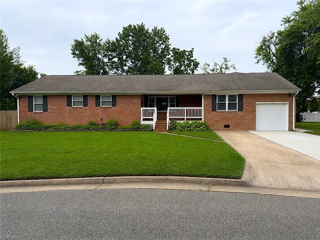 16 Inglewood DR, HAMPTON VA 23666 - Main photo