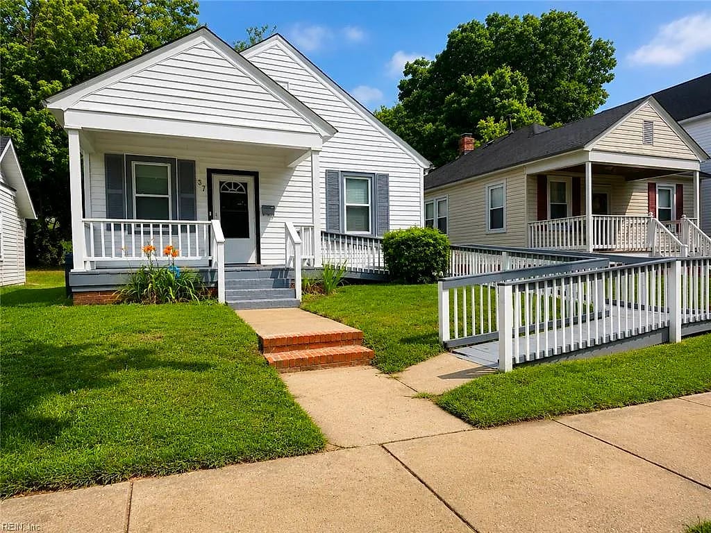37 Sycamore AVE, NEWPORTNEWS VA 23605