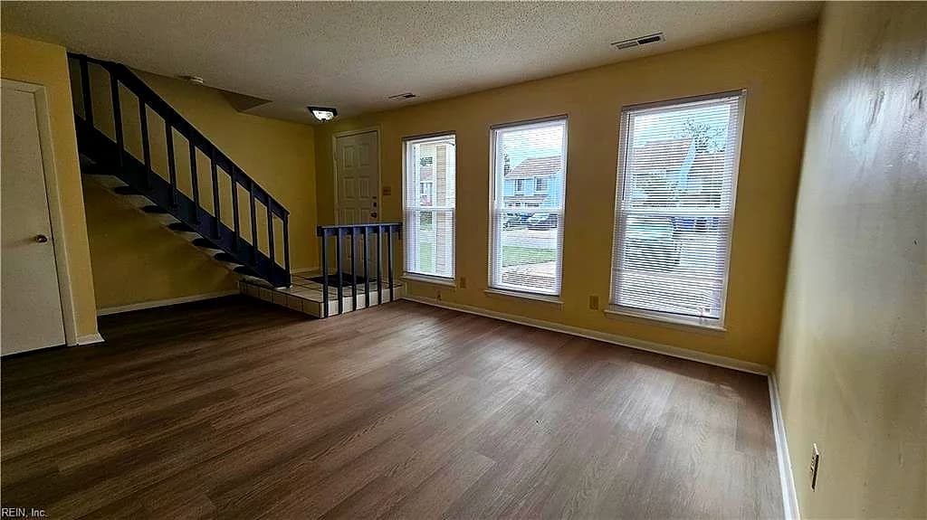 731 Woodbox DR, VIRGINIABEACH VA 23462 - Photo 3