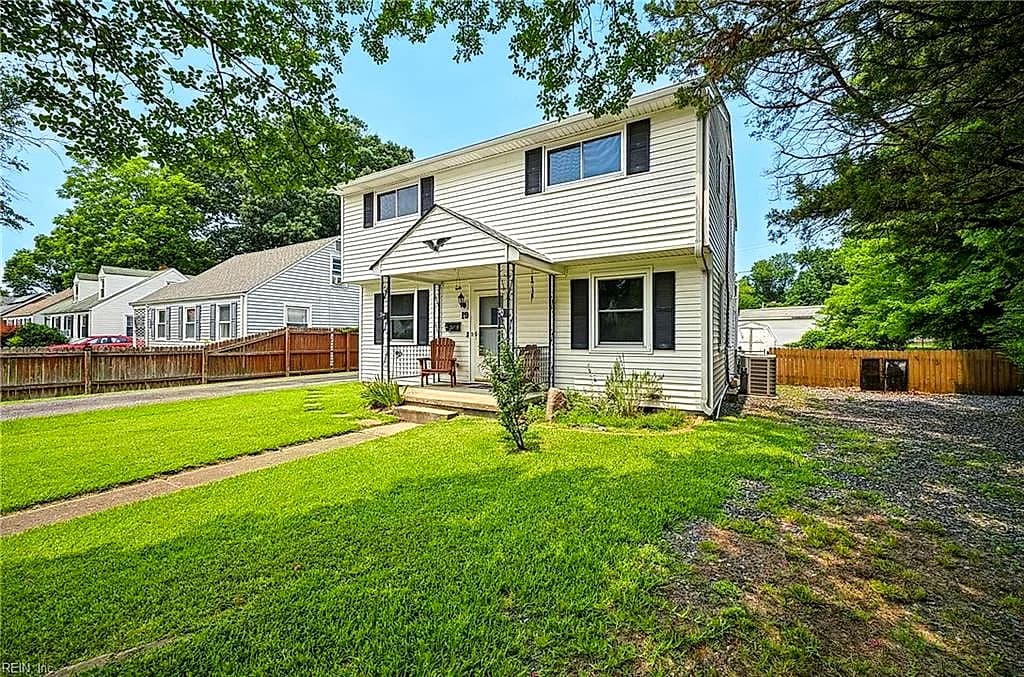 19 E Lamington RD, HAMPTON VA 23669 - Photo 4