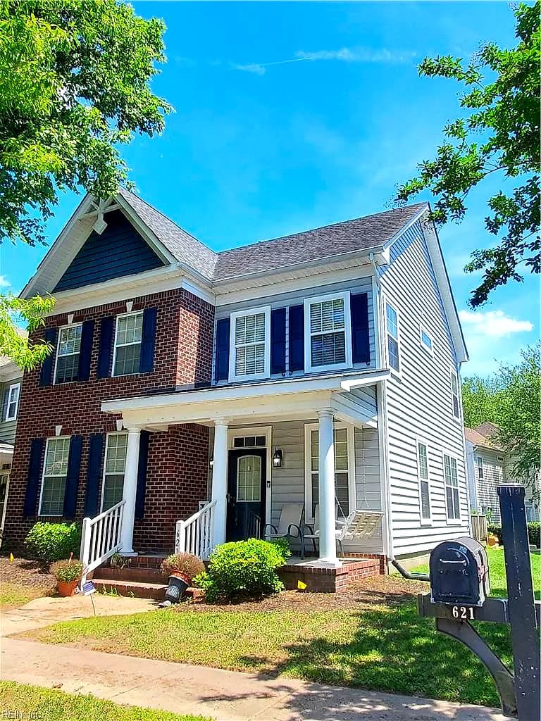 621 Water Lilly RD, PORTSMOUTH VA 23701 - Main photo