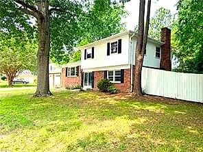 118 Tanglewood DR, HAMPTON VA 23666 - Photo 3