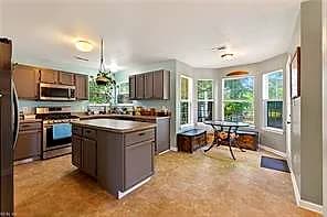 237 Waterwood WAY, SUFFOLK VA 23434 - Photo 4
