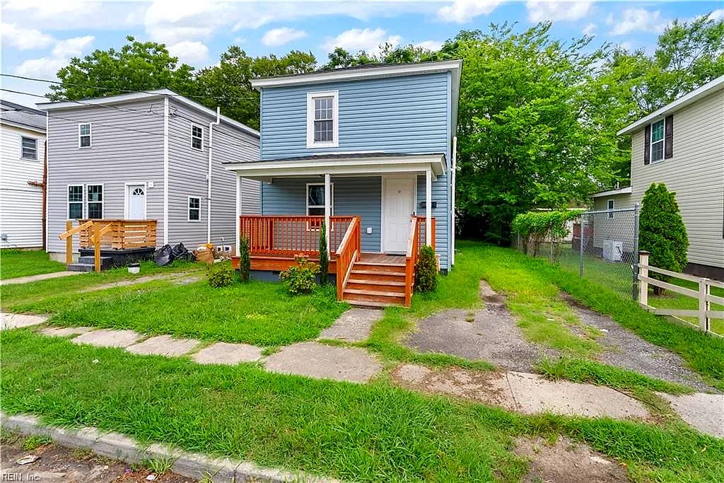 206 Oak ST, SUFFOLK VA 23434 - Main photo