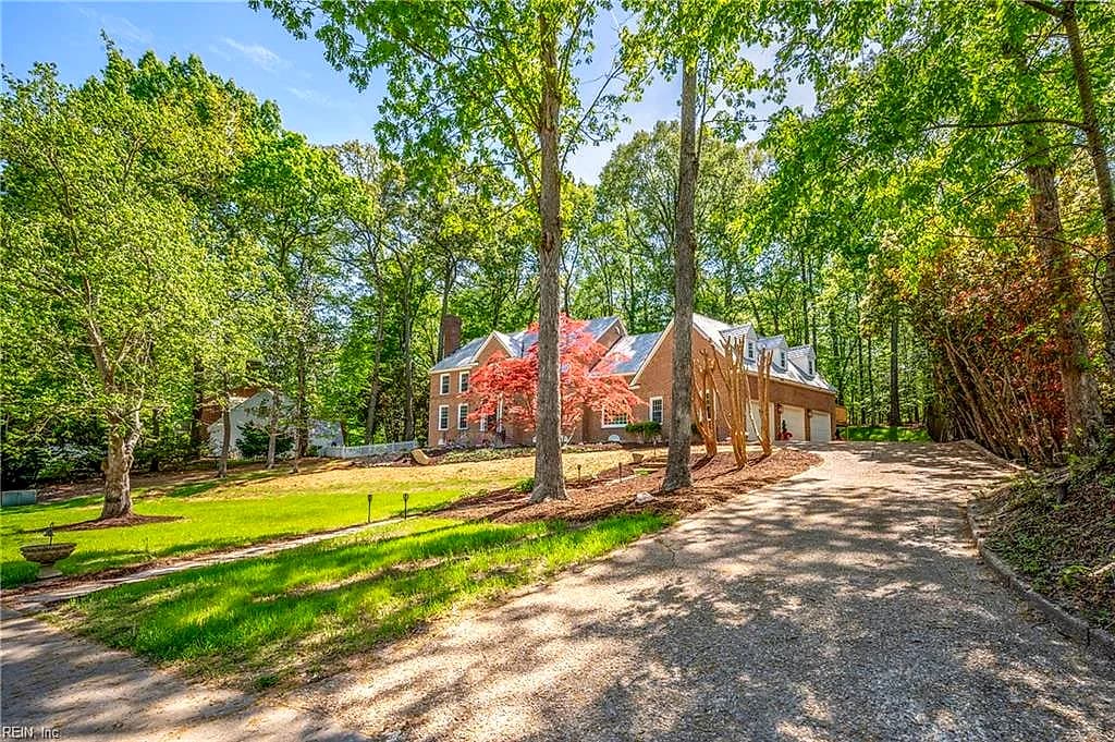 108 Woodmere DR, WILLIAMSBURG VA 23185 - Photo 3