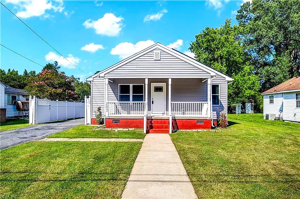 205 Artis St ST, FRANKLIN VA 23851 - Main photo