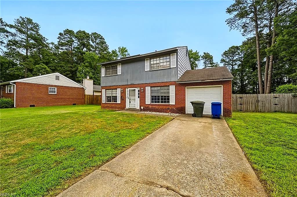 724 Roslyn RD, NEWPORTNEWS VA 23601 - Photo 4