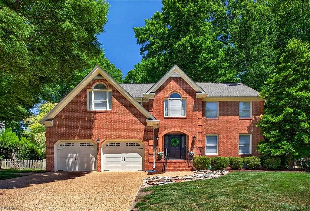311 Willards WAY, YORKTOWN VA 23693 - Photo 2