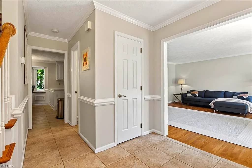 311 Willards WAY, YORKTOWN VA 23693 - Photo 5