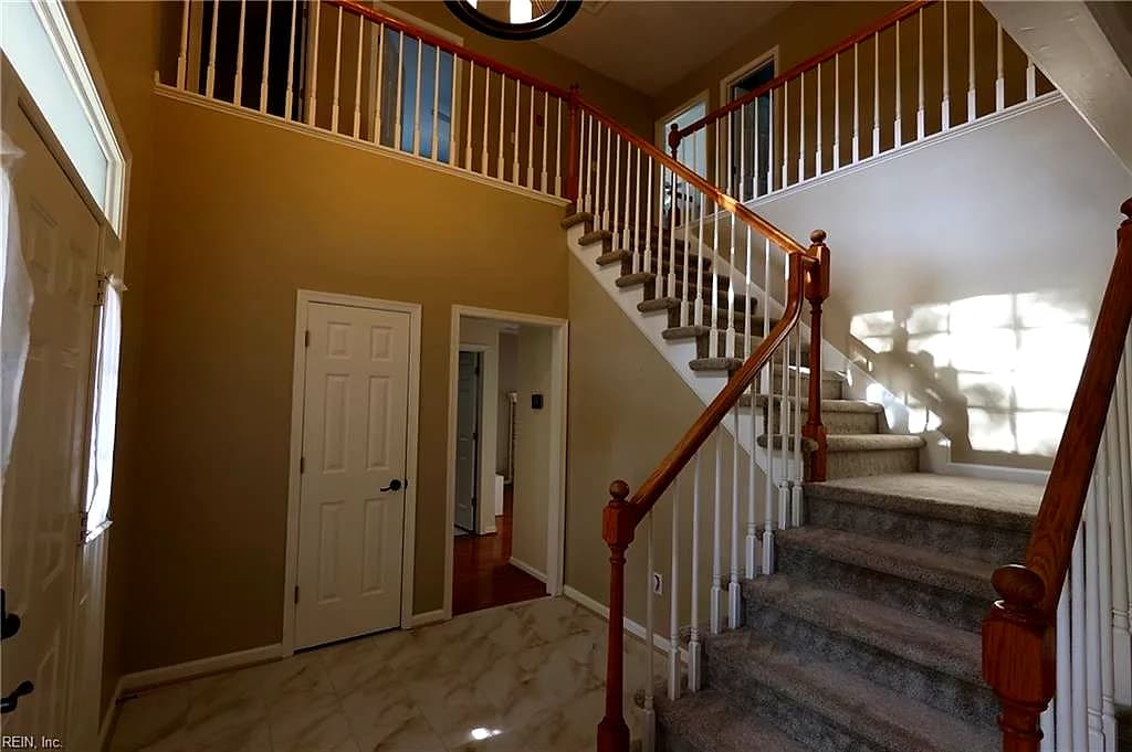 401 Rock Creek CT, YORKTOWN VA 23693 - Photo 5