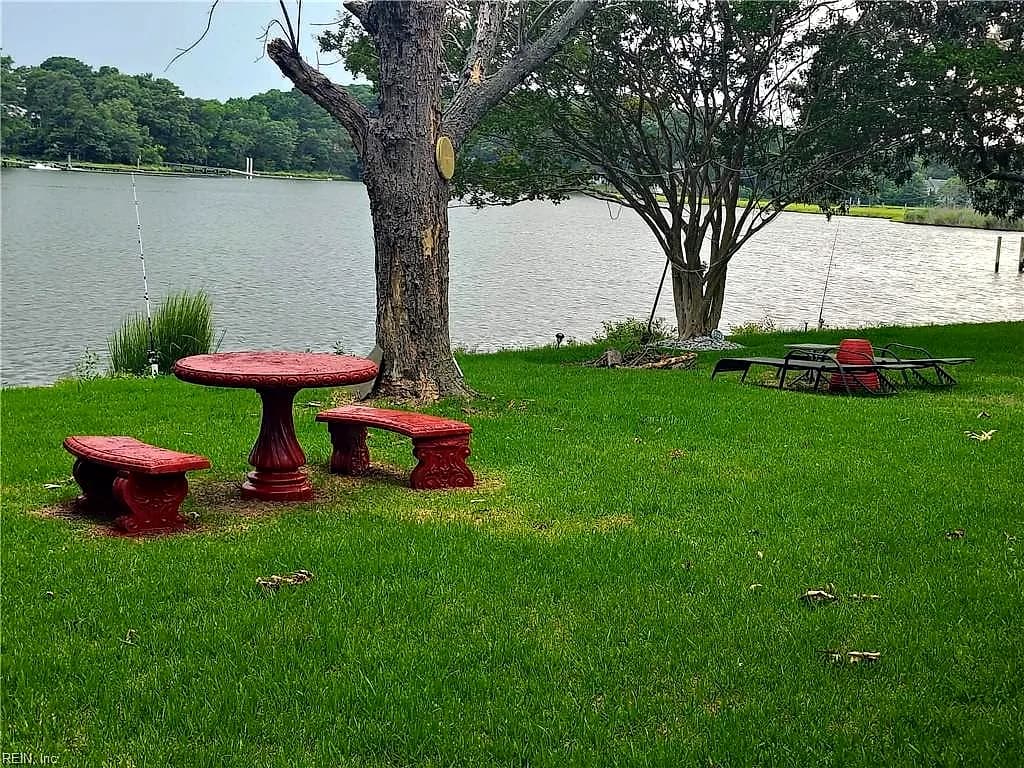 623 Roland DR, NORFOLK VA 23509 - Photo 5