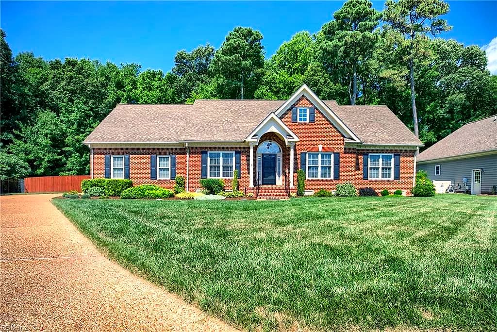 42 Wornom Farm RD, POQUOSON VA 23662 - Photo 3
