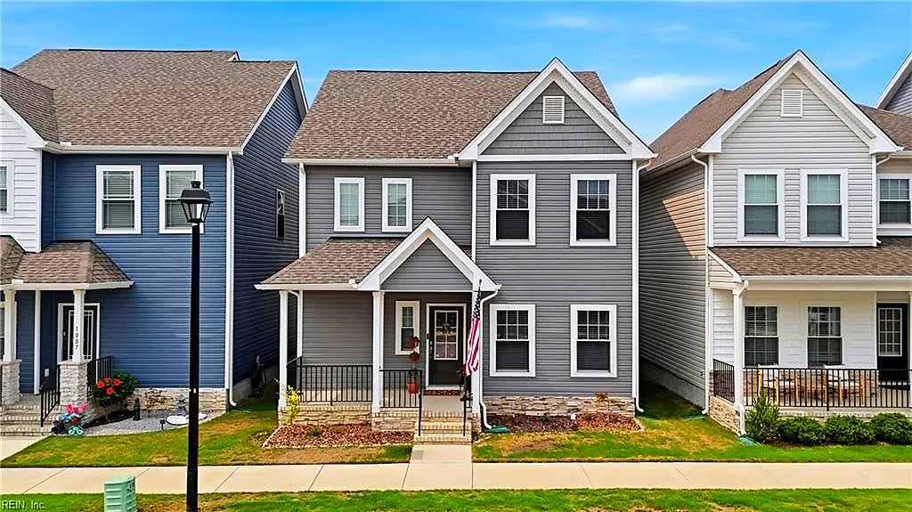1009 Melbourne ST, NEWPORT NEWS VA 23608