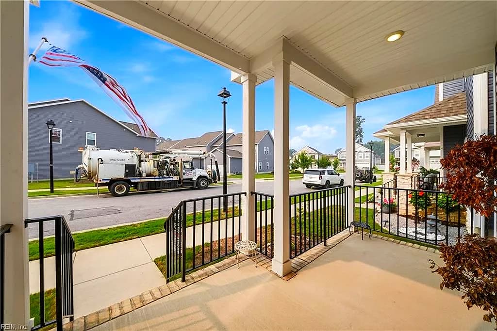 1009 Melbourne ST, NEWPORTNEWS VA 23608 - Photo 5