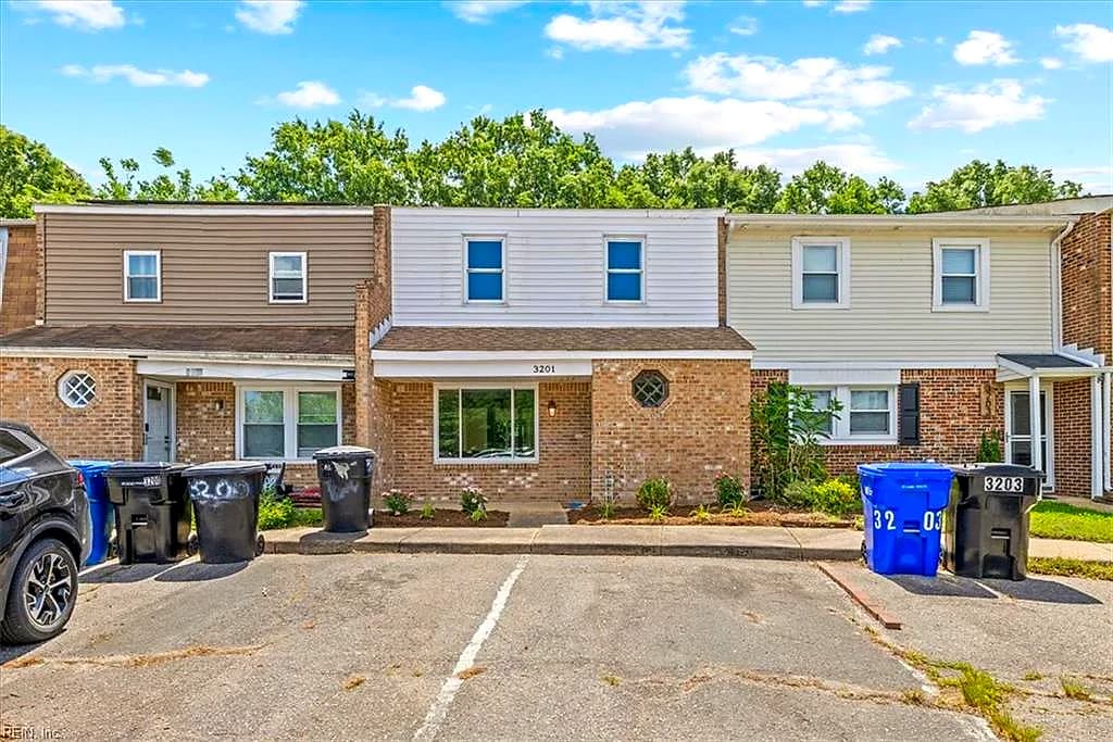 3201 Chesterton CT, VIRGINIABEACH VA 23453 - Photo 3