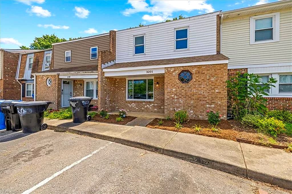 3201 Chesterton CT, VIRGINIABEACH VA 23453 - Photo 4