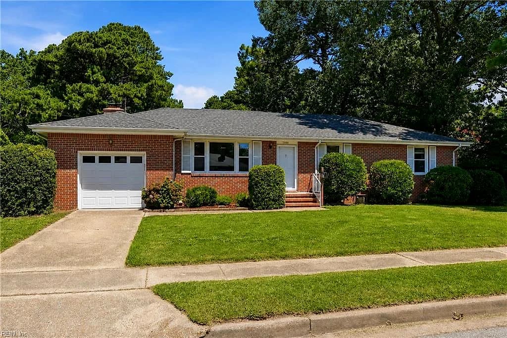 2000 Kenlake PL, NORFOLK VA 23518 - Photo 4
