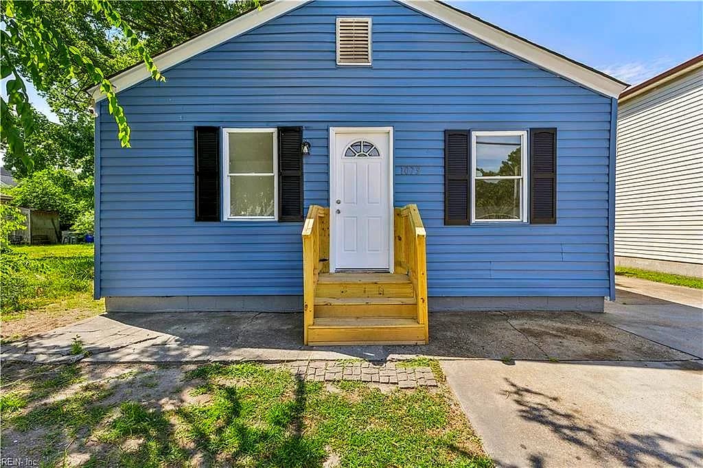 1079 Johnstons RD, NORFOLK VA 23513 - Main photo