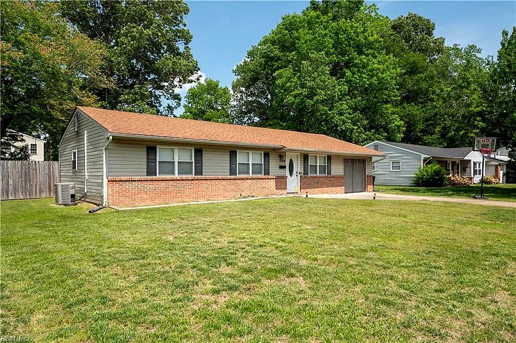 3340 Lakecrest RD, VIRGINIA BEACH VA 23452 - Main photo