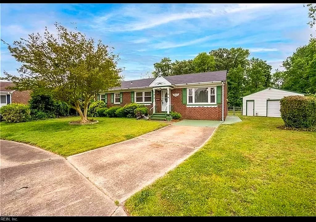 5023 Cay ST, HAMPTON VA 23605 - Photo 3