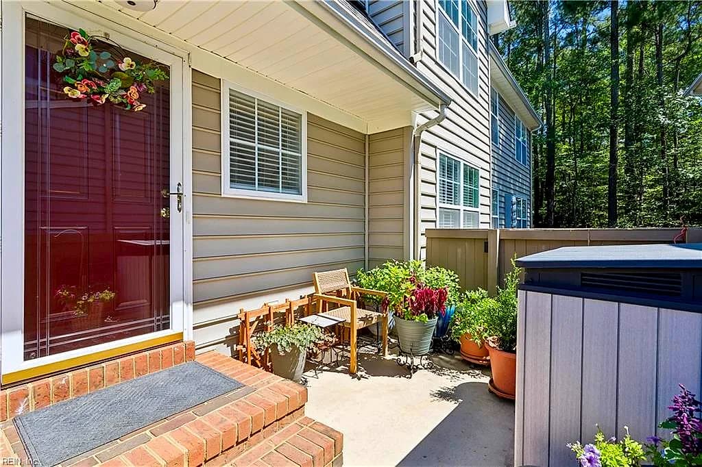 338 Fairway LKT, WILLIAMSBURG VA 23188 - Photo 3