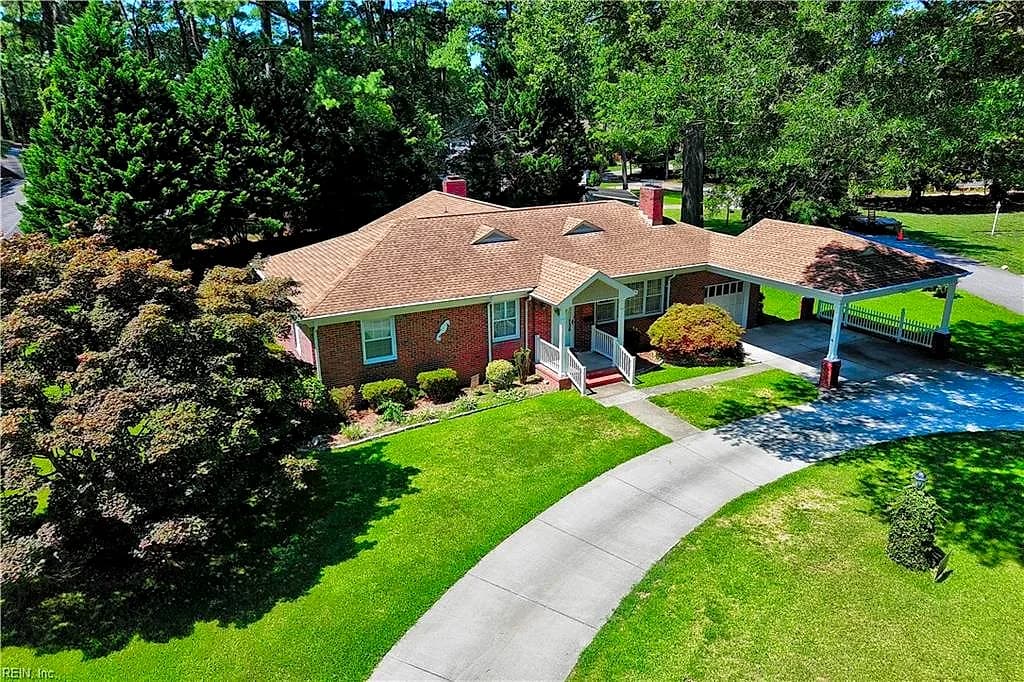 8575 Circle DR, NORFOLK VA 23503 - Main photo