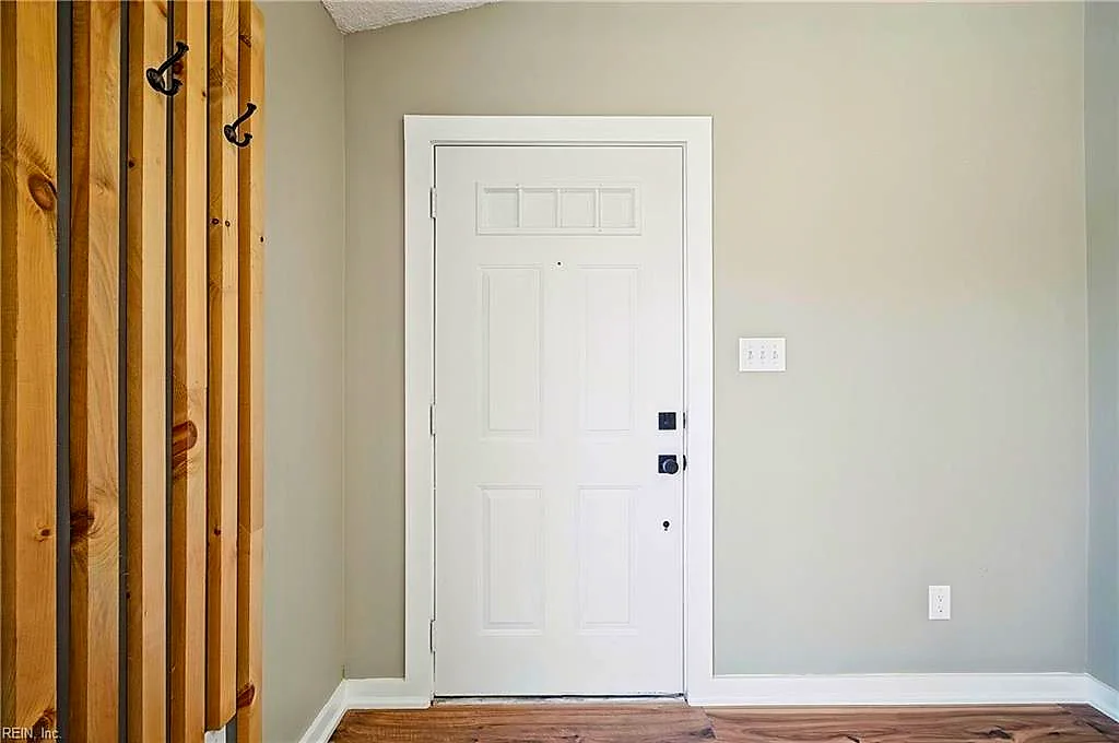 3506 Markham CT, VIRGINIABEACH VA 23453 - Photo 4