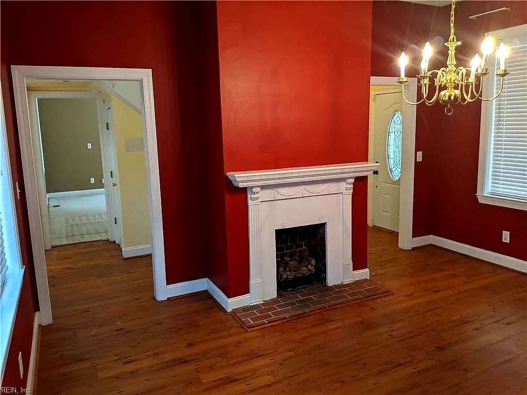 218 W 32nd ST, NORFOLK VA 23504 - Photo 4