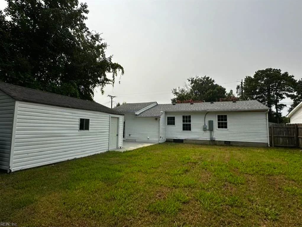 566 River Creek RD, CHESAPEAKE VA 23320 - Photo 5