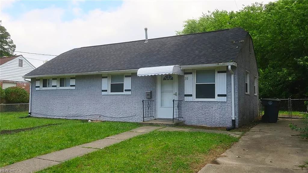30 Jordan DR, HAMPTON VA 23666 - Main photo