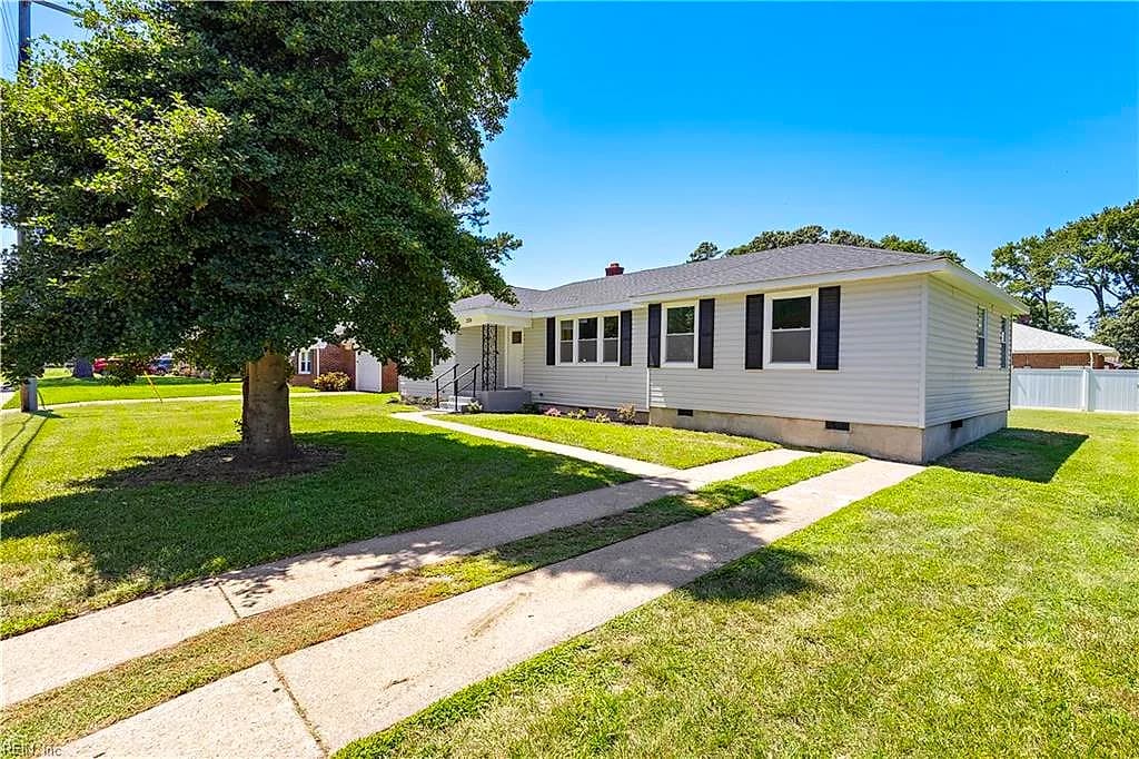 2526 Heutte DR, NORFOLK VA 23518 - Photo 3