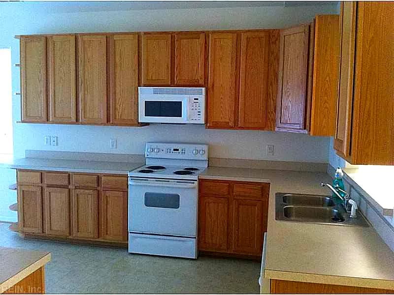 3748 Cainhoy LN, VIRGINIABEACH VA 23462 - Photo 4