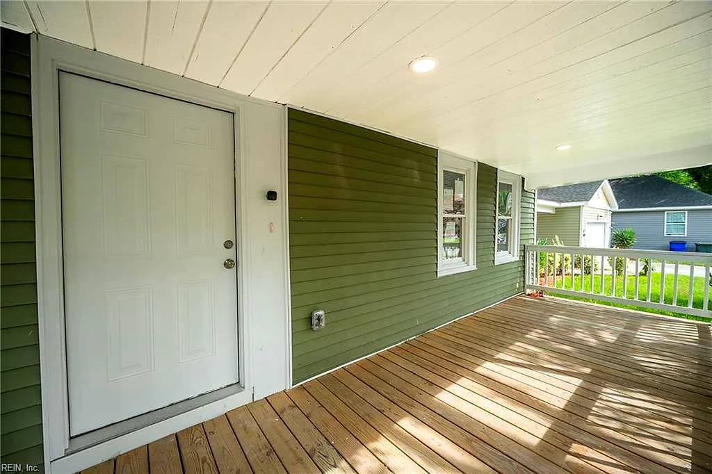 3308 Lyons AVE, NORFOLK VA 23509 - Photo 5