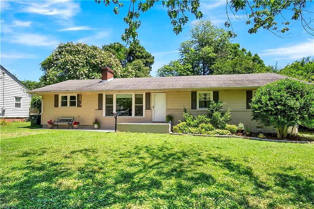 711 Jackson DR, WILLIAMSBURG VA 23185