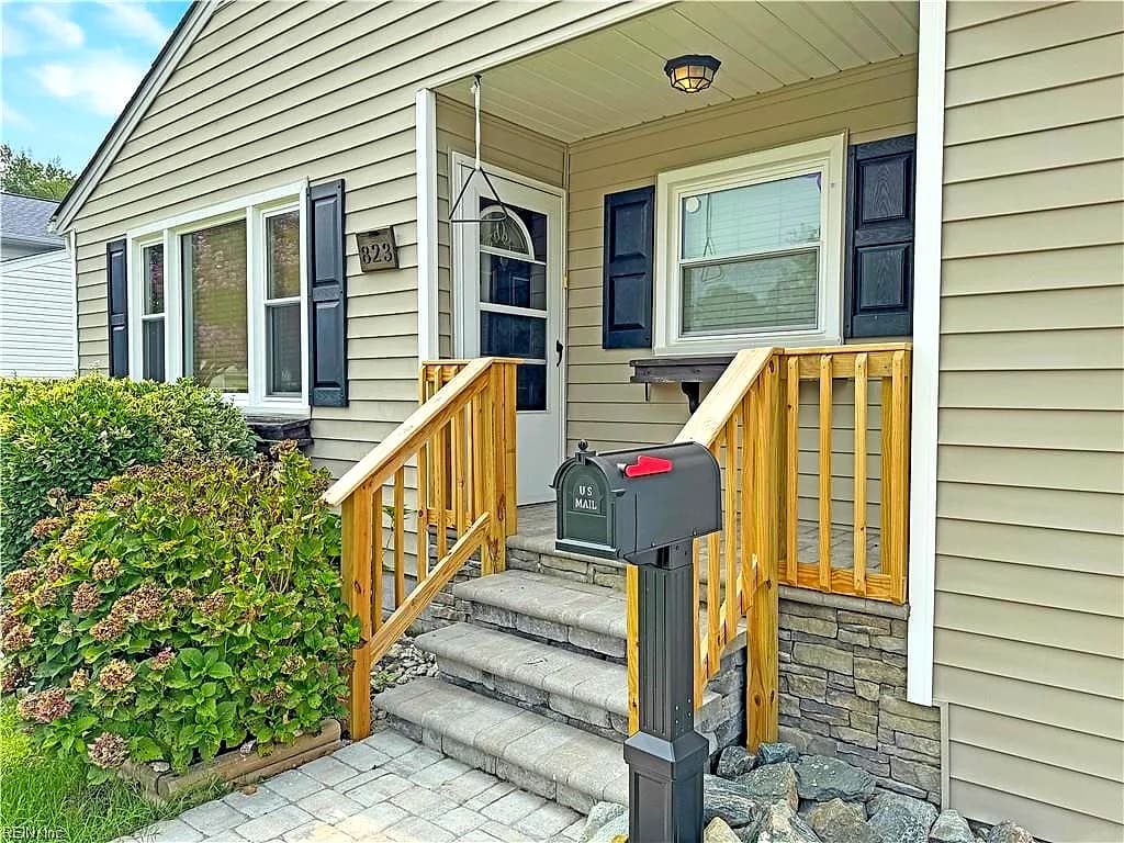 823 Headrow TER, HAMPTON VA 23666 - Photo 3