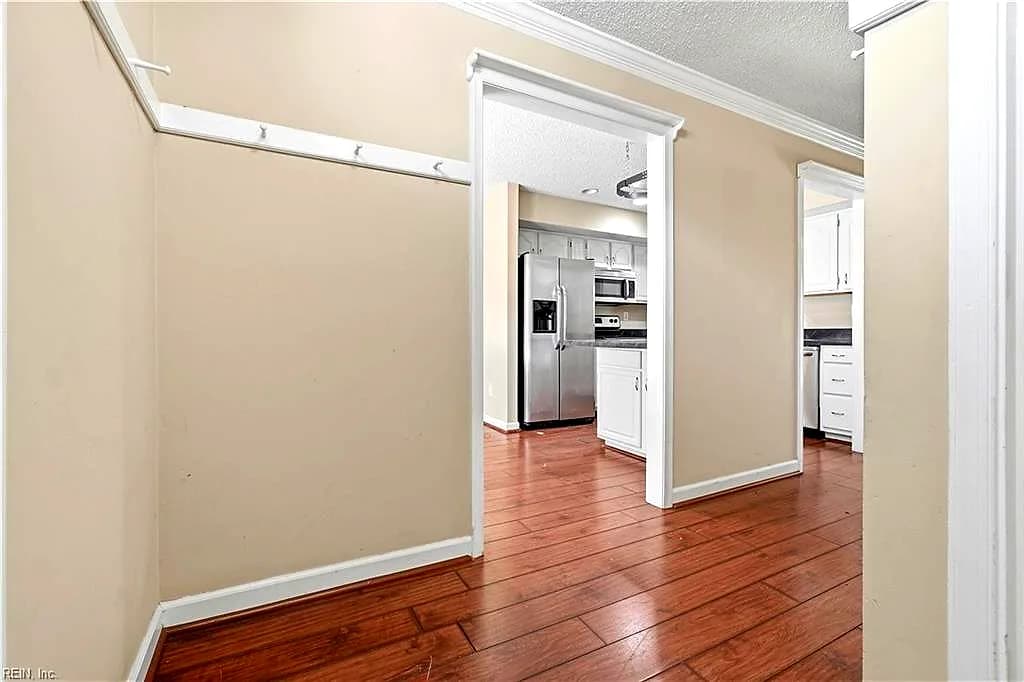 102 Yearling CT, YORKTOWN VA 23693 - Photo 5