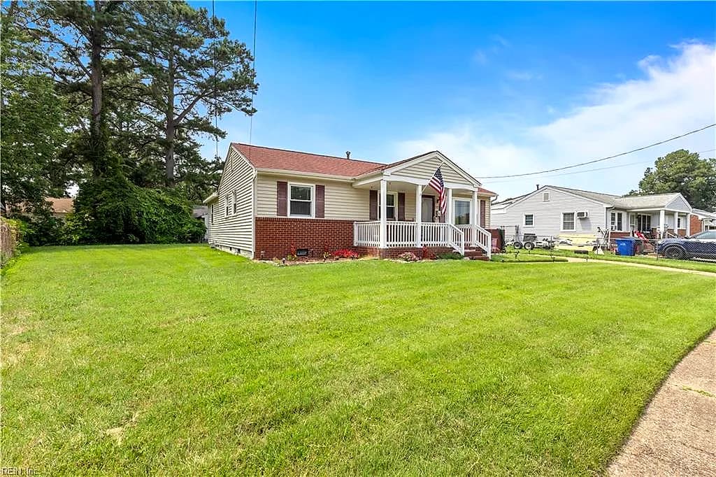 402 Bertha LN, PORTSMOUTH VA 23701 - Photo 3