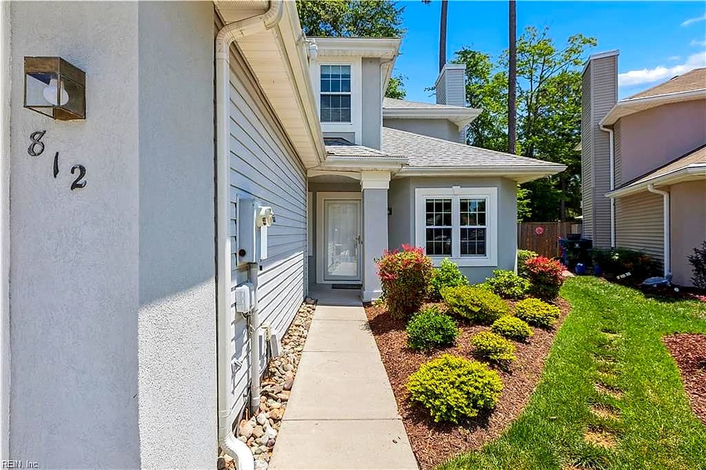 812 E Willow Point PL, NEWPORTNEWS VA 23602 - Photo 5