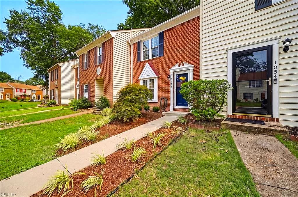 1056 Still Harbor CIR, CHESAPEAKE VA 23320 - Photo 4