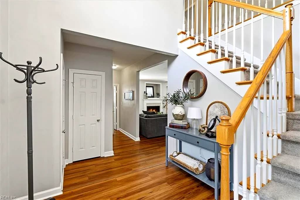 806 Crosswood CT, CHESAPEAKE VA 23322 - Photo 3