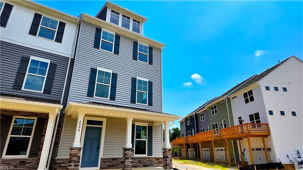 2008 Melbourne ST, NEWPORTNEWS VA 23608 - Photo 4