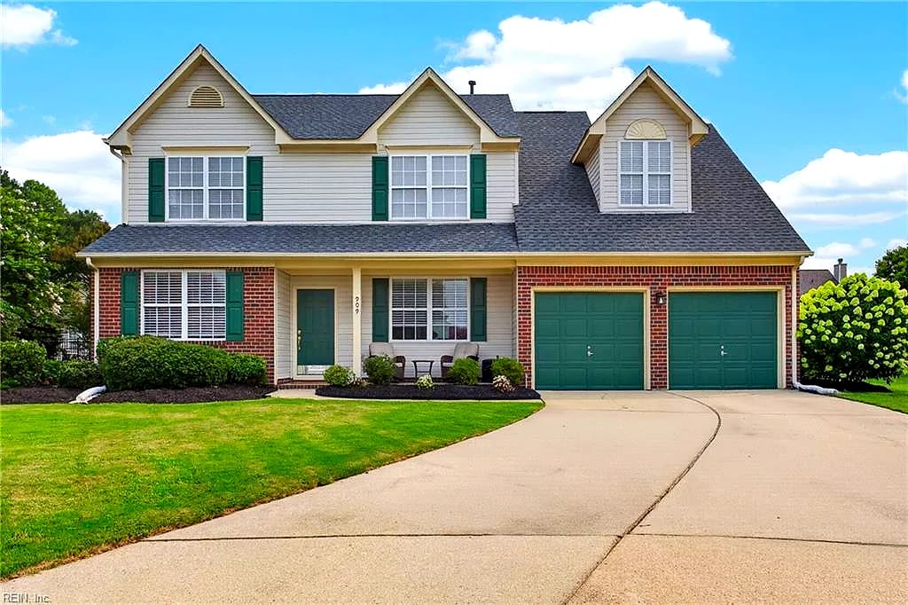 909 Wheatfield WAY, Chesapeake — 4 bed Residential, 2,482 sqft