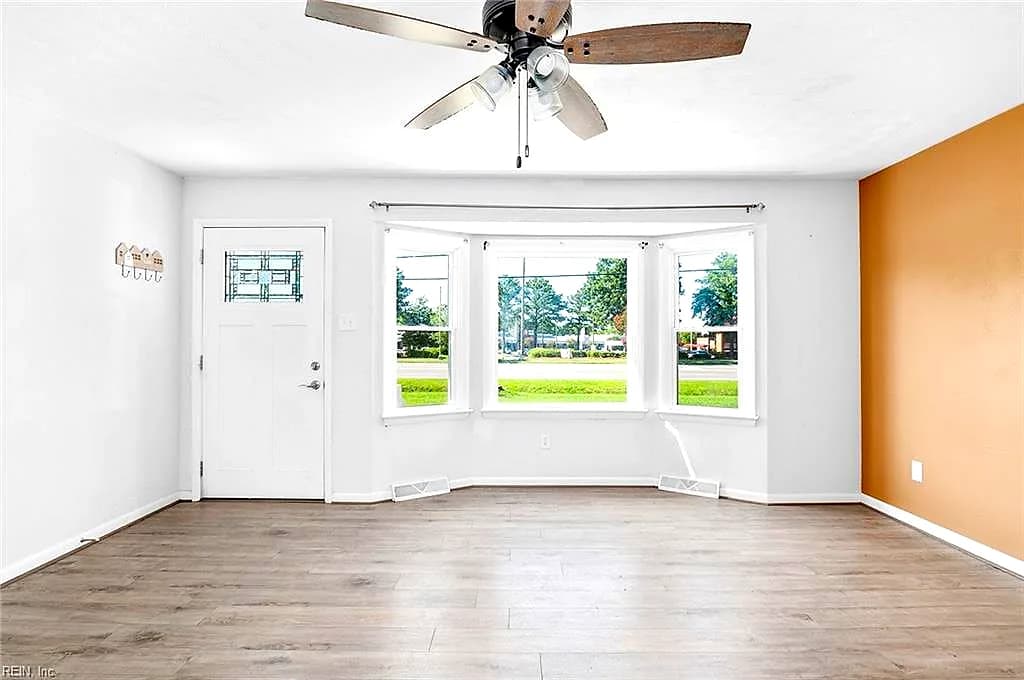 4313 Portsmouth BLVD, CHESAPEAKE VA 23321 - Photo 4