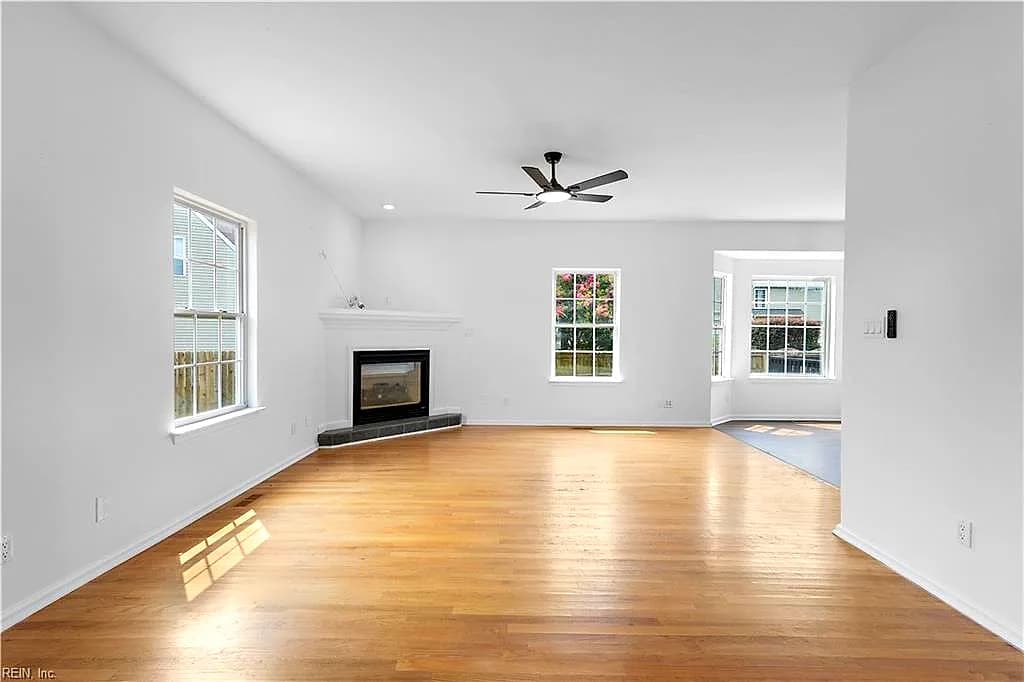 892 Daniel Maloney DR, VIRGINIABEACH VA 23464 - Photo 5