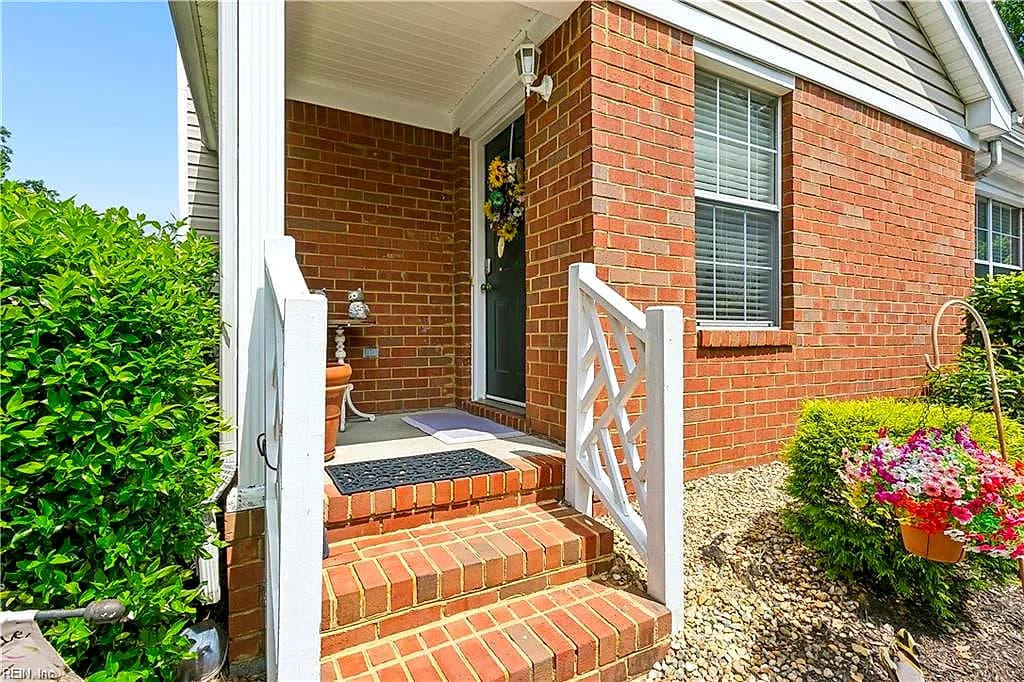 2501 Westgate CIR, WILLIAMSBURG VA 23185 - Photo 3