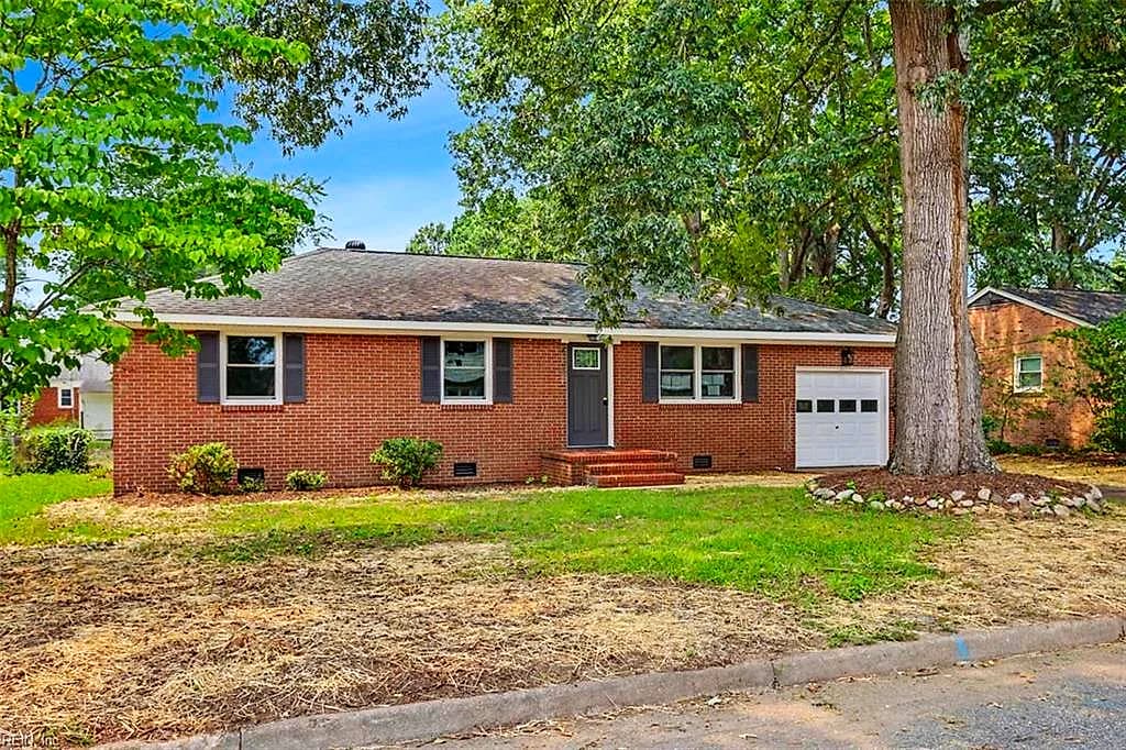 19 Bird LN, NEWPORTNEWS VA 23601 - Photo 4