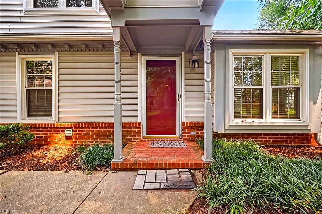 1313 Quail Creek HOLW #C, CHESAPEAKE VA 23320 - Photo 3