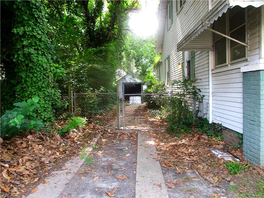 2104 ELM AVE, PORTSMOUTH VA 23704 - Photo 5