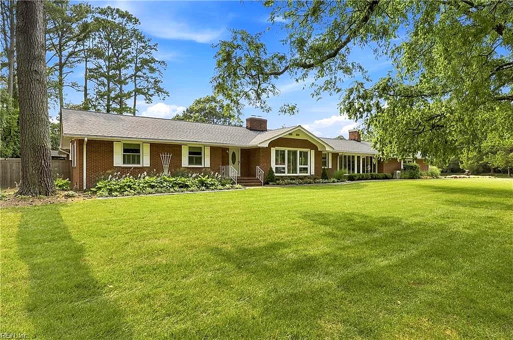 4201 Hermitage RD, VIRGINIABEACH VA 23455 - Photo 4