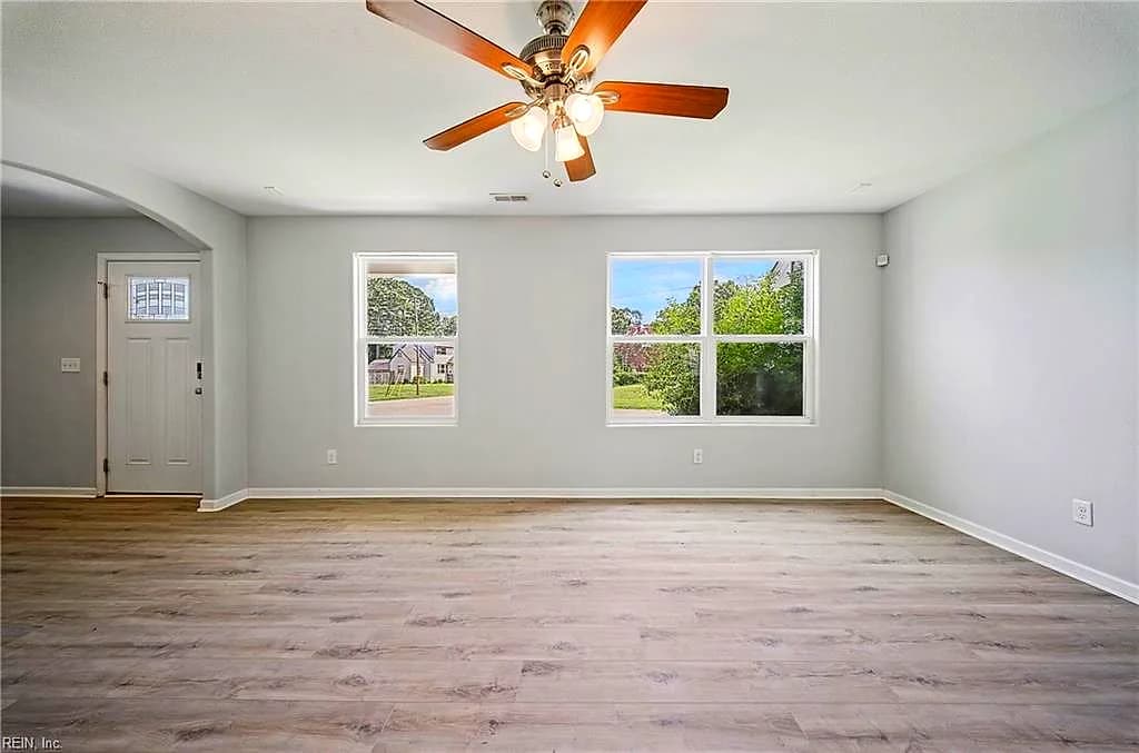 1356 Chanelka RD, NORFOLK VA 23503 - Photo 4